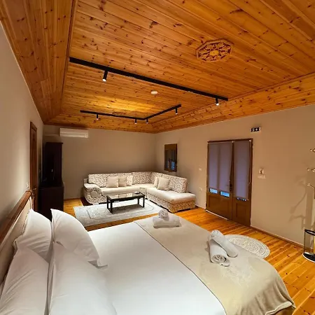 Apartment Cozy Loft With View From The