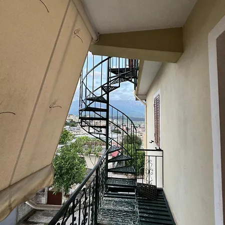 Cozy Loft With View From The * Gjirokastër