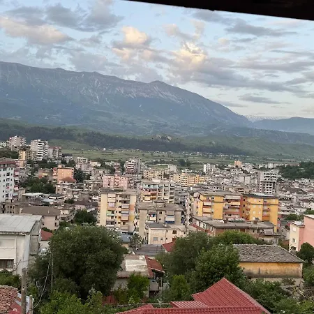 Cozy Loft With View From The * Gjirokastër